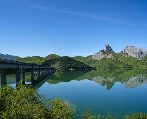 Disfruta de la naturaleza en el entorno de los Picos de Europa