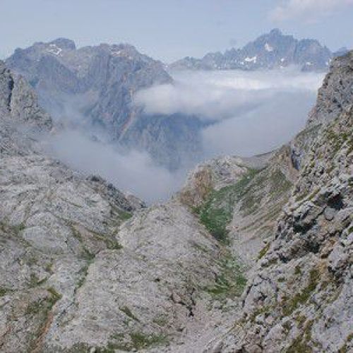 Paisajes de montaña ideales para una escapada de turismo activo.