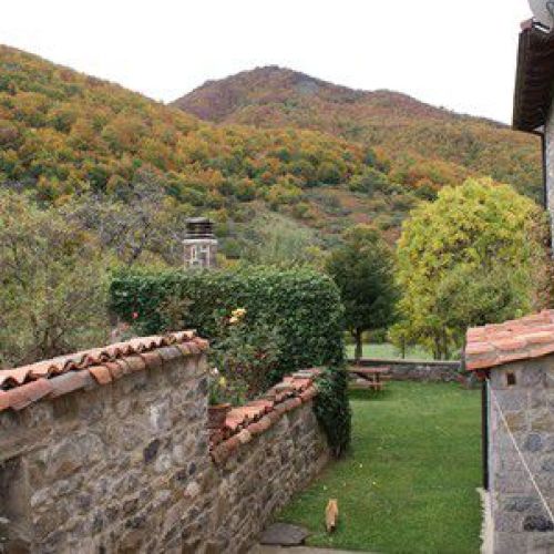 Entorno rural de los Picos de Europa para escapadas naturales.
