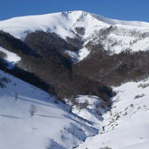 Entorno natural de Santa Marina de Valdeón en la montaña leonesa.